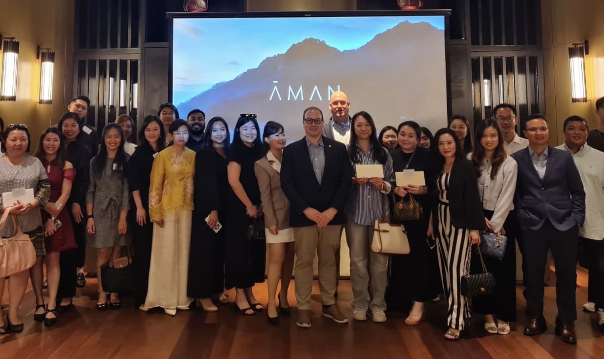 Volux Travel attending an AMAN product showcase